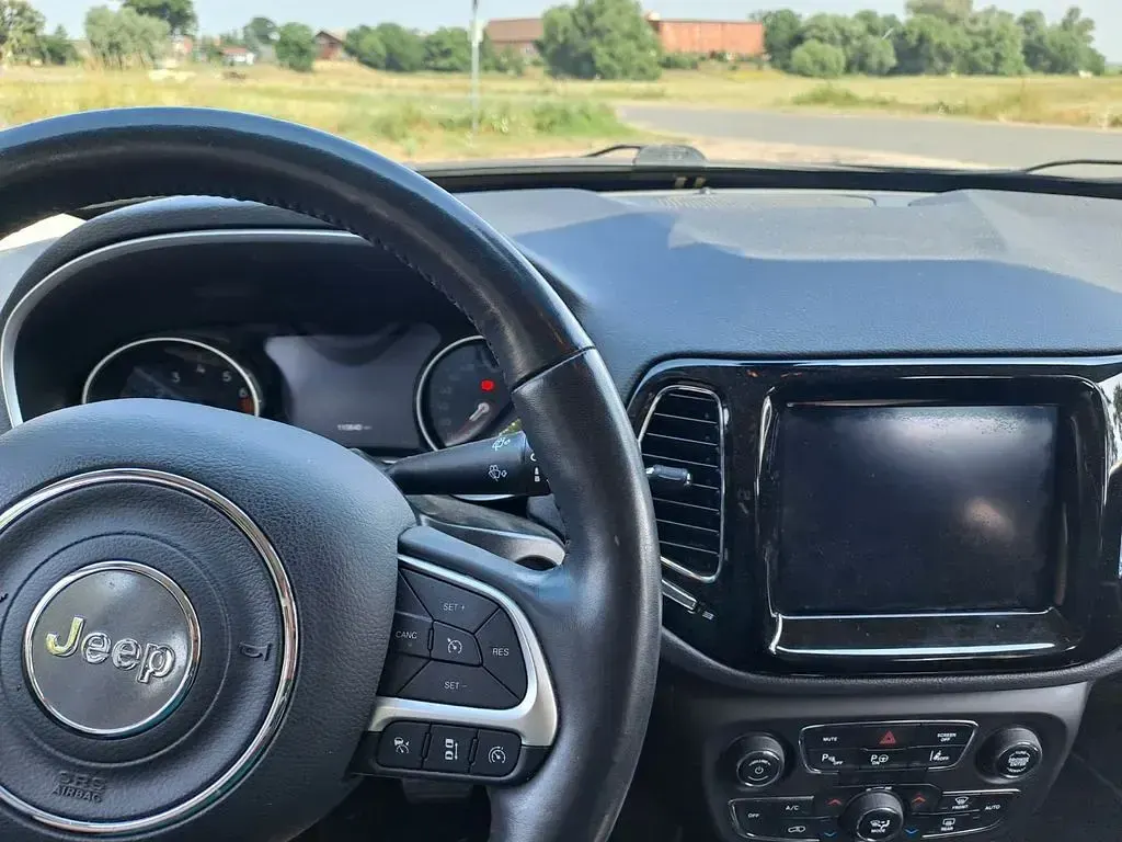 Gebraucht Jeep Compass Limited 170 PS (125 kW) 2019 Grau SUV