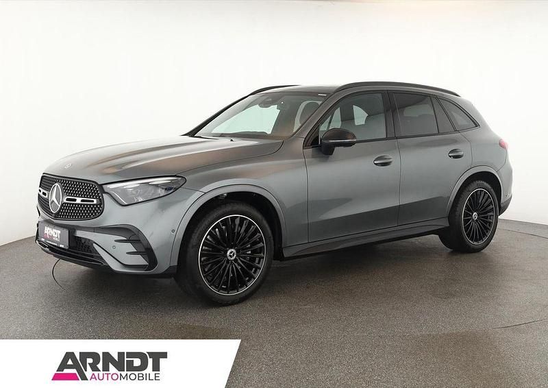 Grau Gebraucht 2023 Mercedes GLC300 Advanced SUV | 52.484 € (Fairer Preis) - Bild 1/4