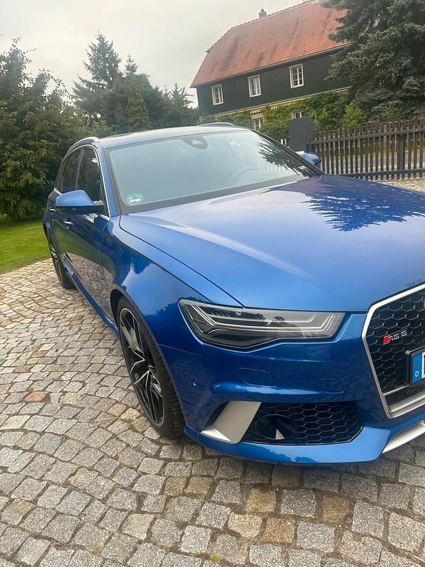 Blau Gebraucht 2017 Audi RS6 Performance Kombi | 61.000 € (Guter Preis) - Bild 1/4