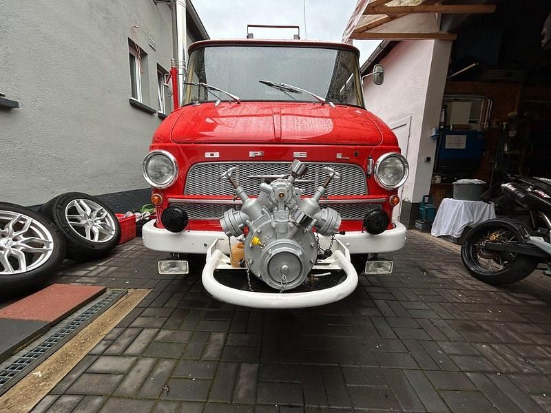 Usata Opel Blitz 69 CV (50 kW) 1965 Rosso Monovolume