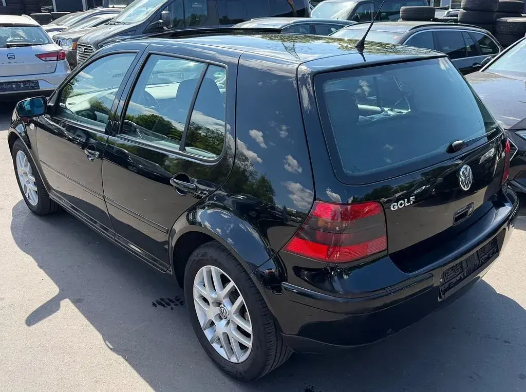Gebraucht VW Golf IV Edition 105 PS (77 kW) 2000 Schwarz Limousine