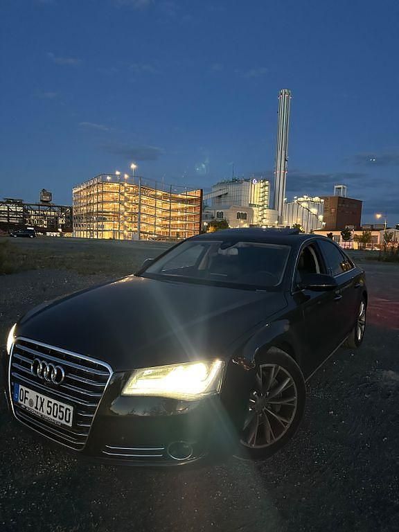 Schwarz Gebraucht 2013 Audi A8 Ambiente Limousine | 18.900 € (Guter Preis) - Bild 1/4