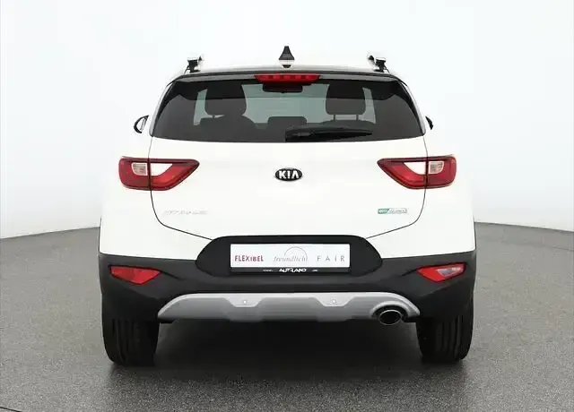 Gebraucht Kia Stonic Spirit 120 PS (88 kW) 2021 Weiß SUV