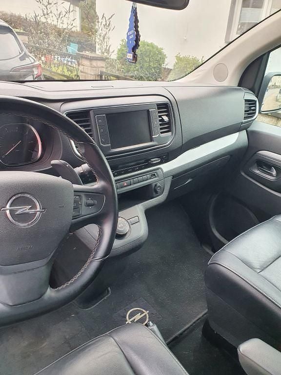 Gebraucht Opel Zafira Life Innovation 177 PS (130 kW) 2020 Schwarz Van / Kleinbus