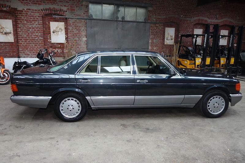 Gebraucht Mercedes 500 252 PS (185 kW) 1989 Grau Limousine