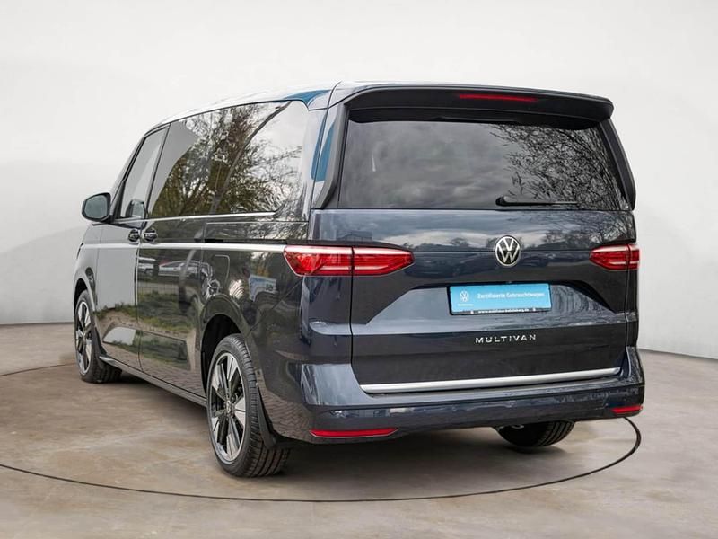 Gebraucht VW T7 Style 204 PS (150 kW) 2024 Van