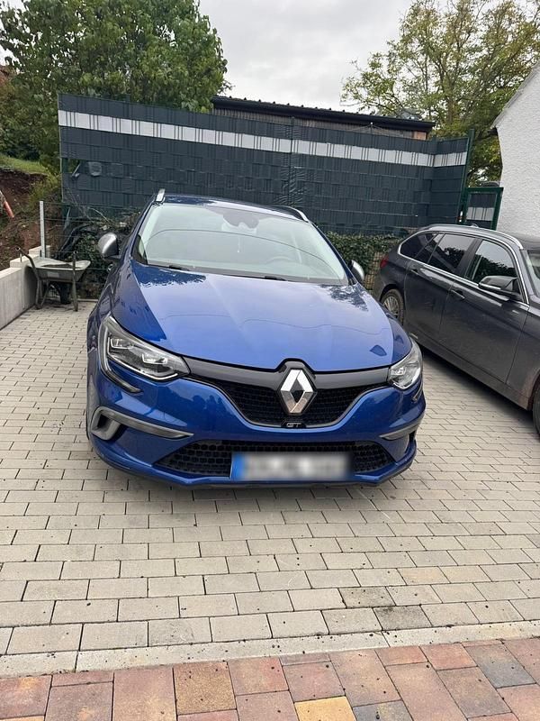 Blau Gebraucht 2019 Renault Mégane GrandTour GT Kombi | 16.999 € (Fairer Preis) - Bild 1/4
