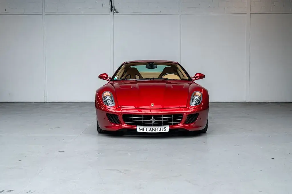 Second-hand Ferrari 599 620 CP (456 kW) 2009 Roșu Coupe
