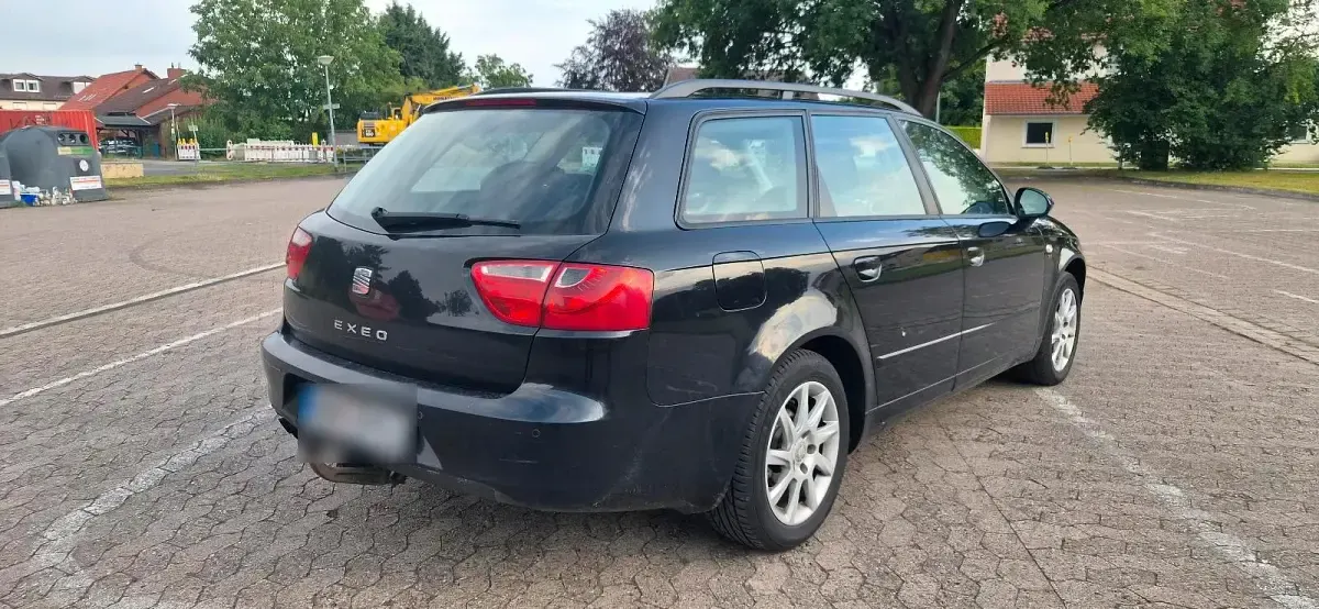 Gebraucht Seat Exeo 143 PS (105 kW) 2012 Schwarz Kombi