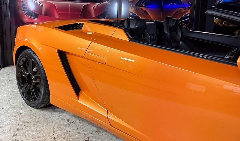 Usata Lamborghini Gallardo 560 CV (411 kW) 2011 Arancione Cabrio