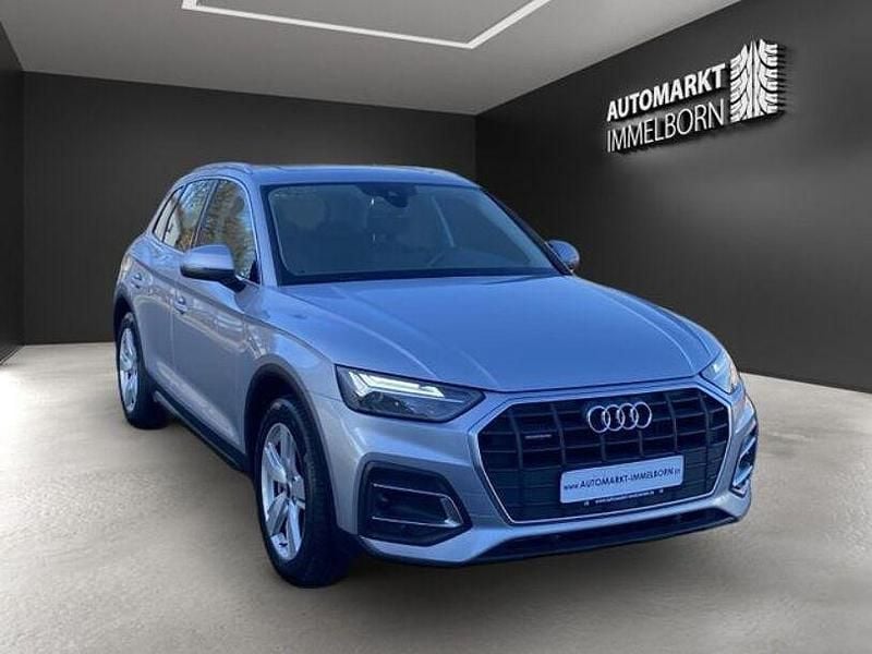 Gebraucht Audi Q5 Ambiente 299 PS (219 kW) 2021 Florettsilber metallic (metallic) SUV