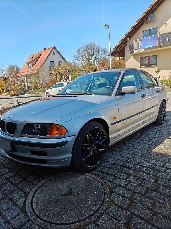 Gebraucht BMW 320 Performance 136 PS (100 kW) 1999 Silber Limousine