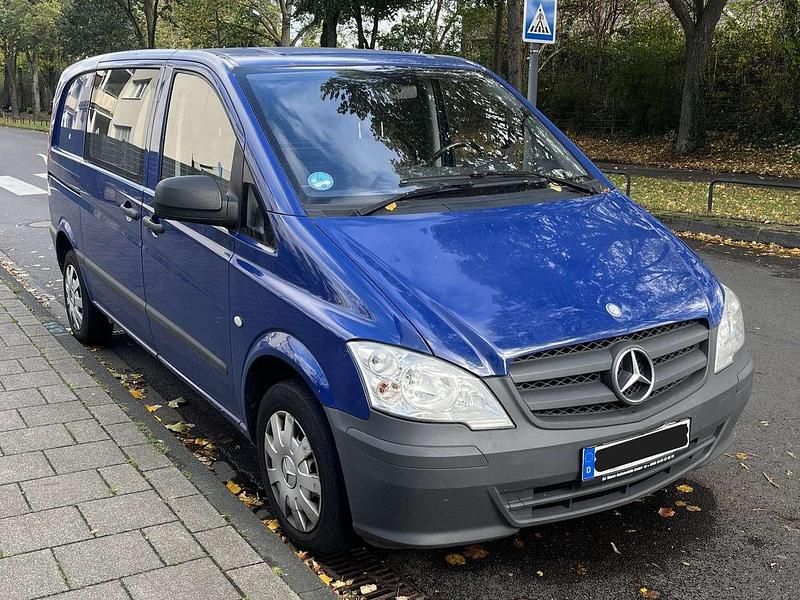 Gebraucht Mercedes Vito 136 PS (100 kW) 2013 Blau Van