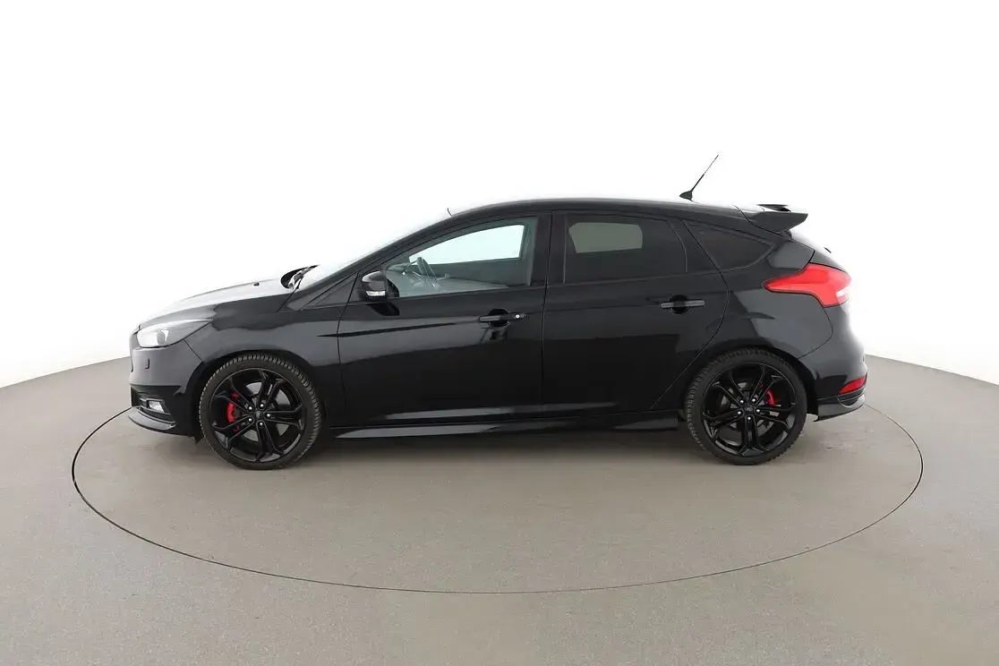 Gebraucht Ford Focus ST 250 PS (183 kW) 2017 Schwarz Limousine