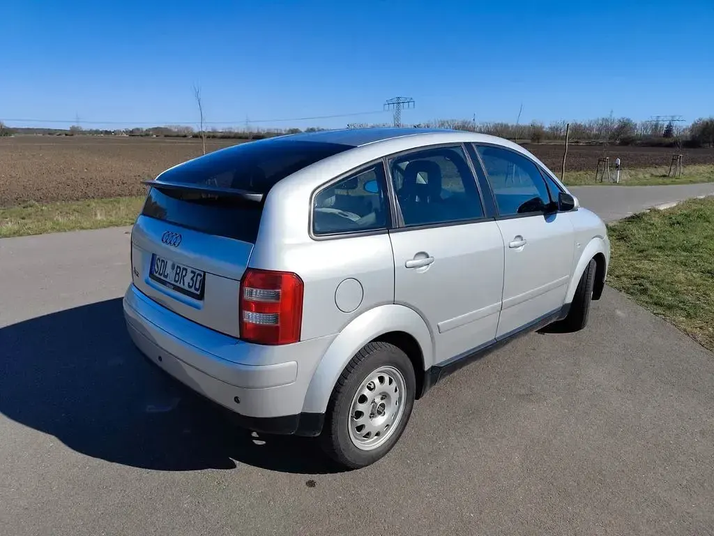 Gebraucht Audi A2 61 PS (44 kW) 2003 Silber Kleinwagen