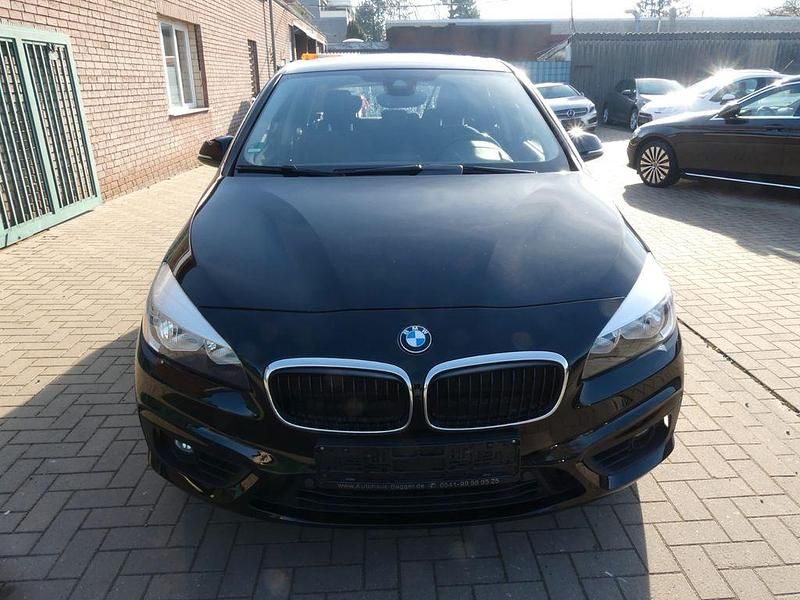 Gebraucht BMW 218 Active Tourer Advantage 150 PS (110 kW) 2015 Schwarz Van / Kleinbus