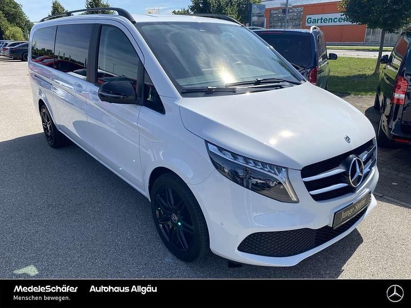 Gebraucht Mercedes V300 237 PS (174 kW) 2024 Bergkristallweiß Van / Kleinbus