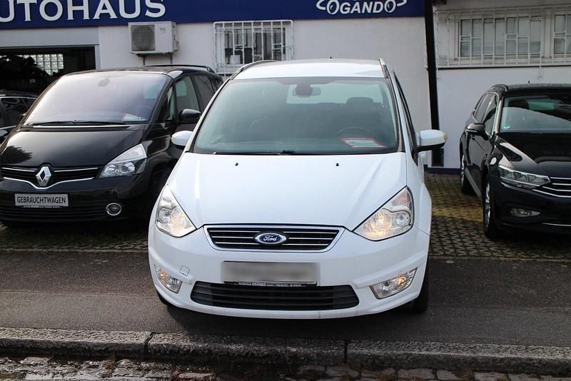 Gebraucht Ford Galaxy 160 PS (117 kW) 2015 Weiß Van / Kleinbus