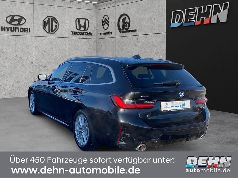 Gebraucht BMW 330 M Sport 286 PS (210 kW) 2023 Schwarz Kombi