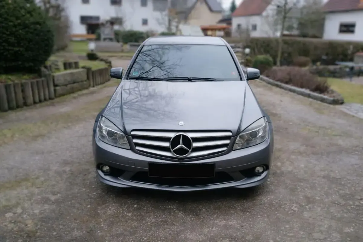 Gebraucht Mercedes C180 AMG 156 PS (114 kW) 2009 Silber Limousine