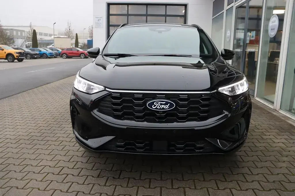 Gebraucht Ford Kuga ST-Line 242 PS (177 kW) 2025 Agate black metallic SUV