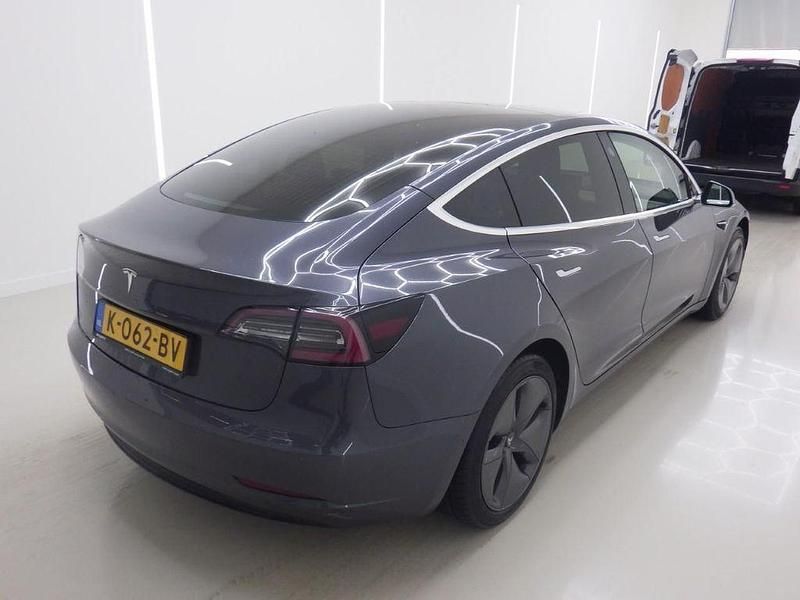 Gebraucht Tesla Model 3 Standard Range 225 kW (306 PS) 2020 Grau Limousine