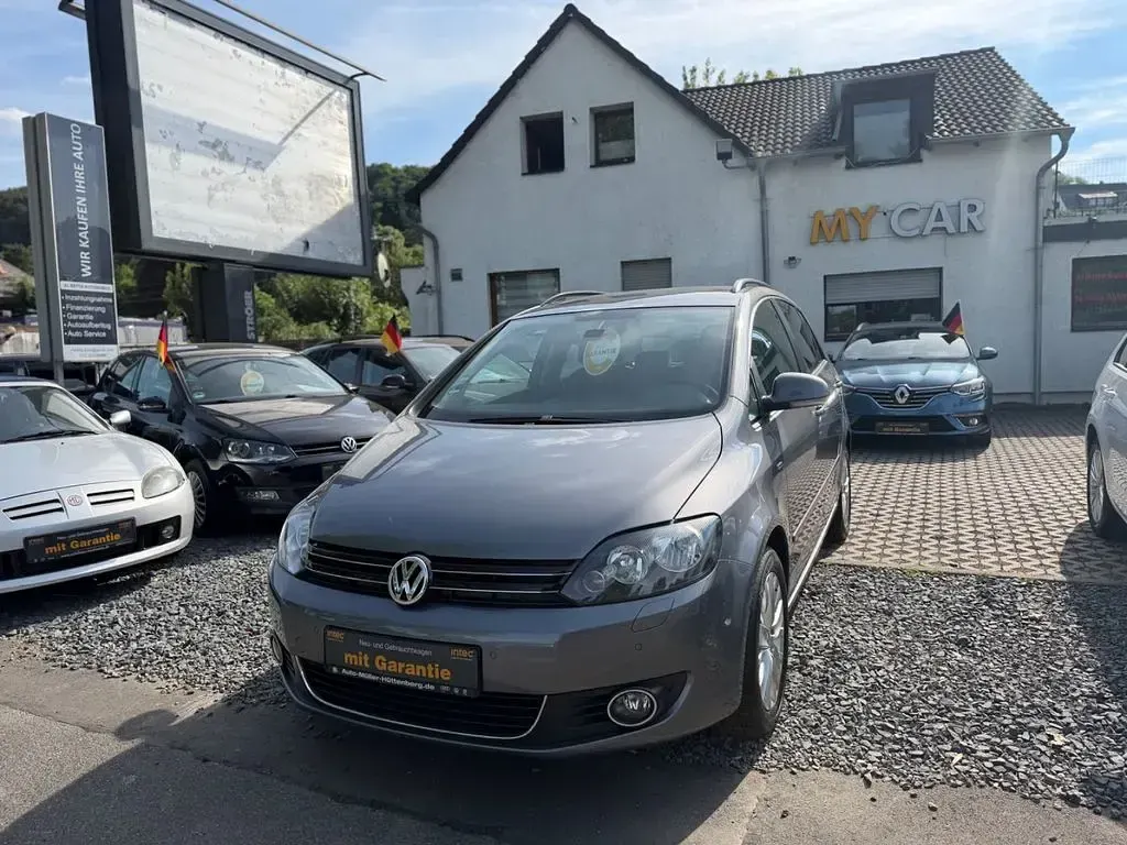 Gebraucht VW Golf VII Life 105 PS (77 kW) 2013 Grau Limousine