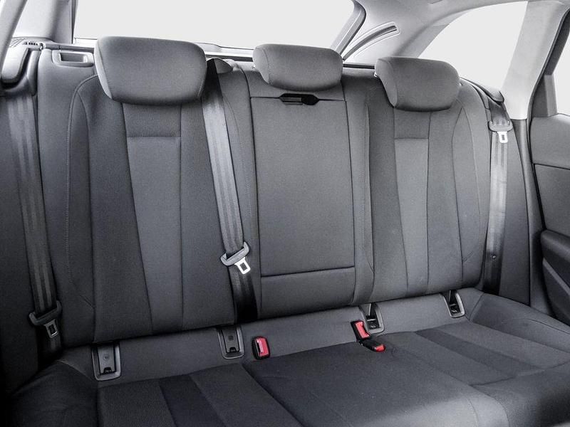 Gebraucht Audi A4 S-Line 190 PS (139 kW) 2018 Grau Kombi