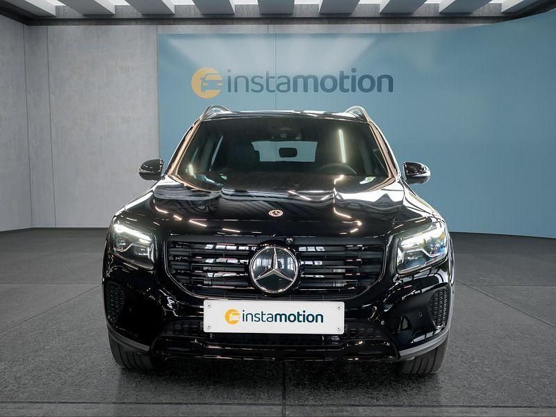 Schwarz Gebraucht 2025 Mercedes GLB200 SUV | 51.349 € - Bild 1/4