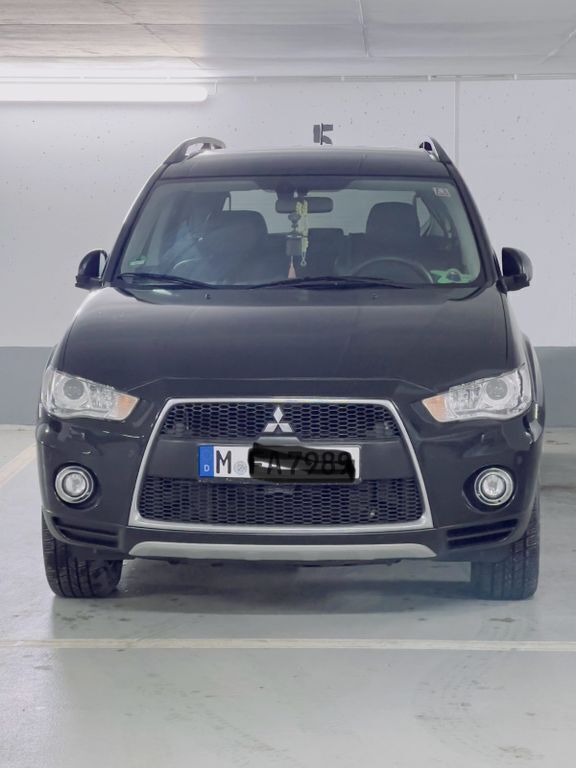 Schwarz Gebraucht 2012 Mitsubishi Outlander SUV | 5.400 € (Guter Preis) - Bild 1/4