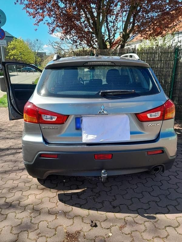 Gebraucht Mitsubishi ASX 150 PS (110 kW) 2012 Silber SUV