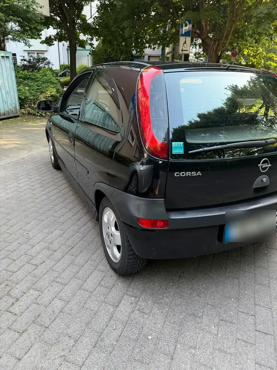 Gebraucht Opel Corsa 56 PS (41 kW) 2003 Schwarz Kleinwagen