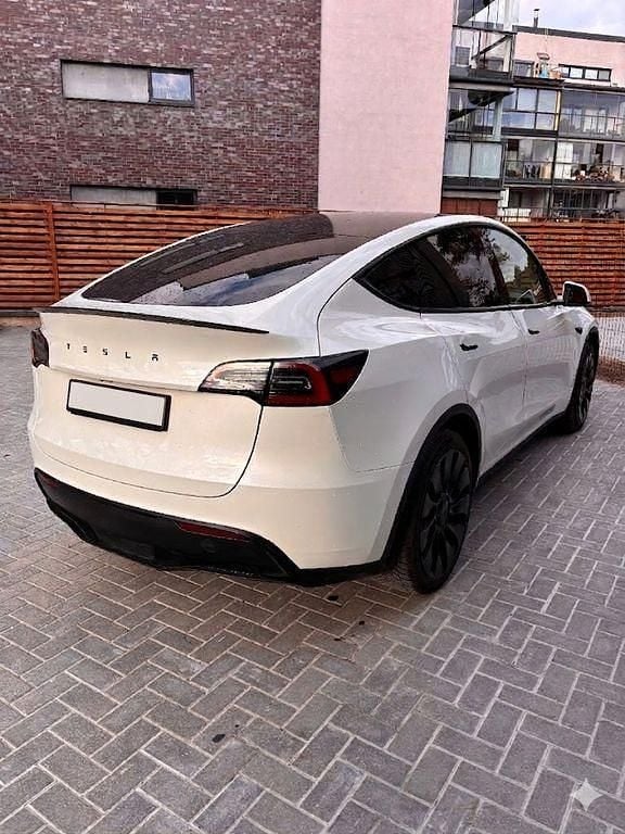 Gebraucht Tesla Model Y Long Range RWD 255 kW (347 PS) 2024 Weiß SUV