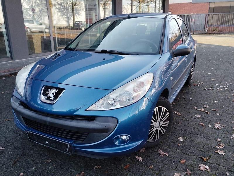 Blau Gebraucht 2011 Peugeot 206+ Urban Move Kleinwagen | 2.499 € (Guter Preis) - Bild 1/1