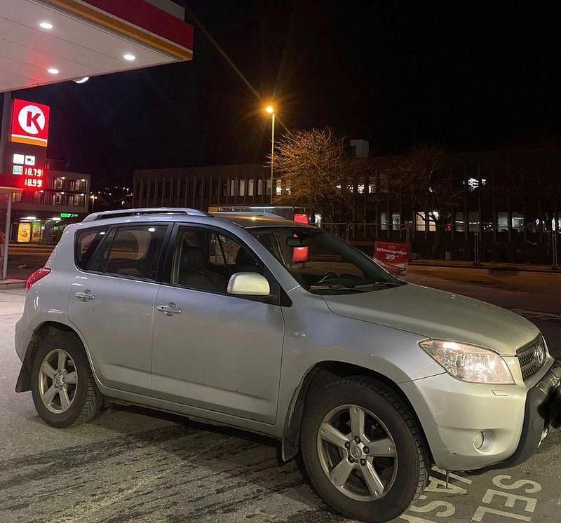 Gebraucht Toyota RAV4 Executive 152 PS (111 kW) 2006 SUV