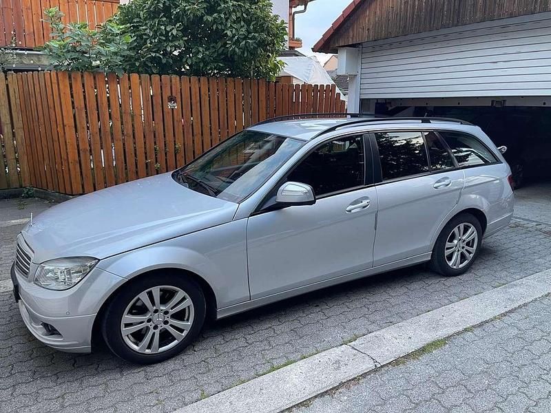 Gebraucht Mercedes C180 156 PS (114 kW) 2008 Grau Kombi
