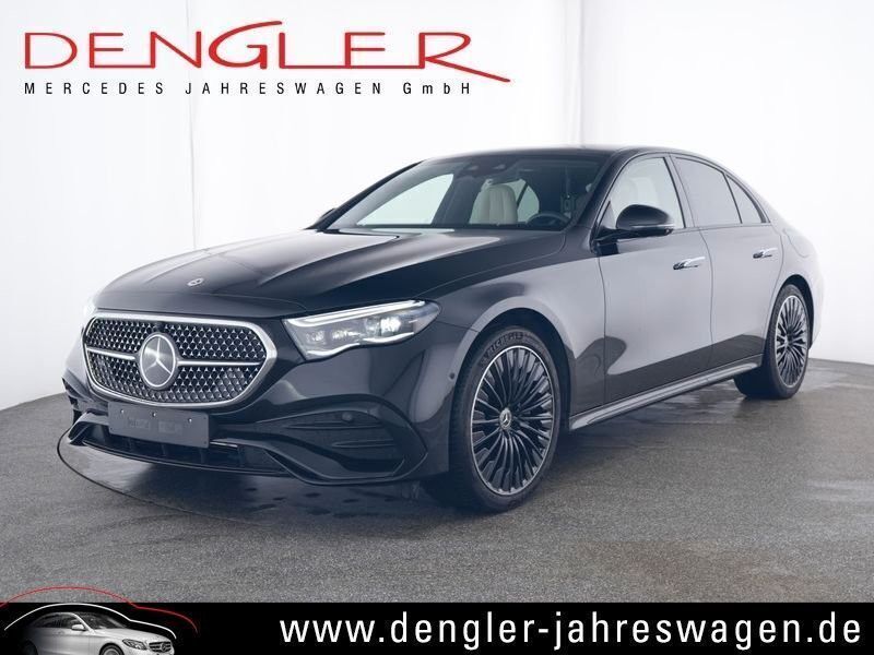 Obsidianschwarz metallic Gebraucht 2024 Mercedes E300 AMG Line Premium Limousine | 69.490 € - Bild 1/4