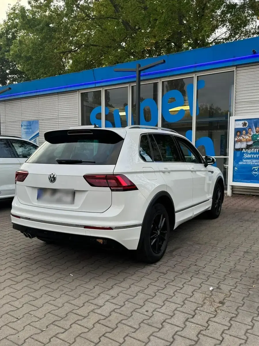 Gebraucht VW Tiguan R-line 190 PS (139 kW) 2017 Weiß SUV