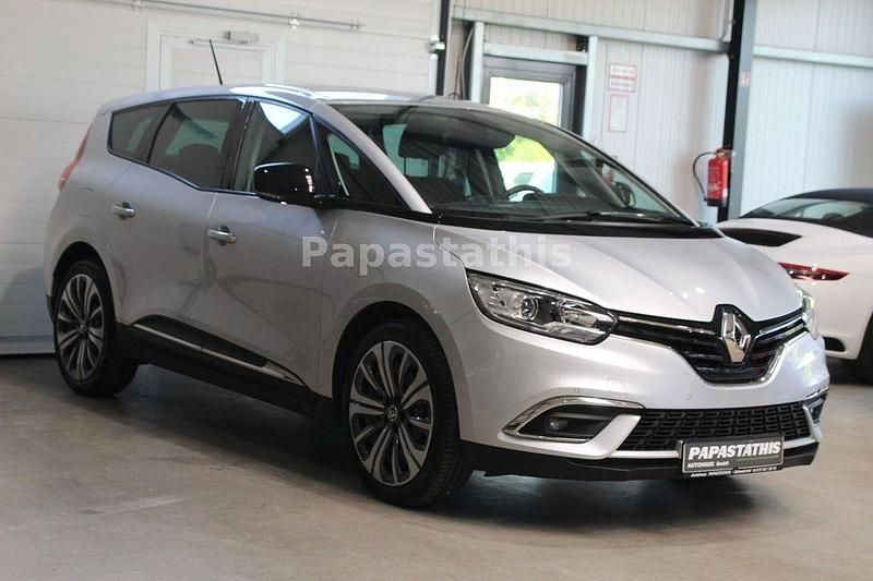Grau Gebraucht 2021 Renault Scénic IV Business Van / Kleinbus | 18.990 € (Etwas zu teuer) - Bild 1/4