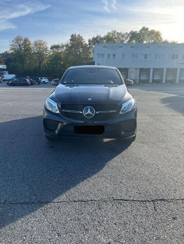 Schwarz Gebraucht 2017 Mercedes GLE350 AMG Coupé | 32.900 € (Guter Preis) - Bild 1/4