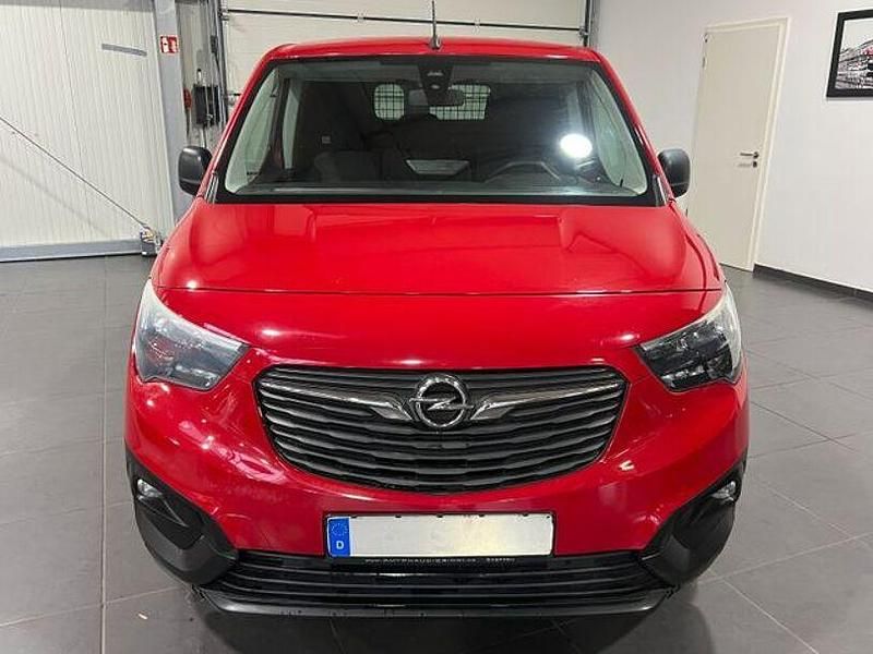Gebraucht Opel Combo 102 PS (75 kW) 2019 Rot Van / Kleinbus