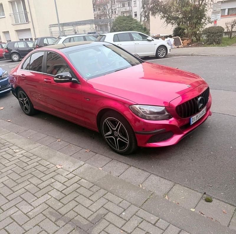 Schwarz Gebraucht 2014 Mercedes C200 Limousine | 15.800 € - Bild 1/4