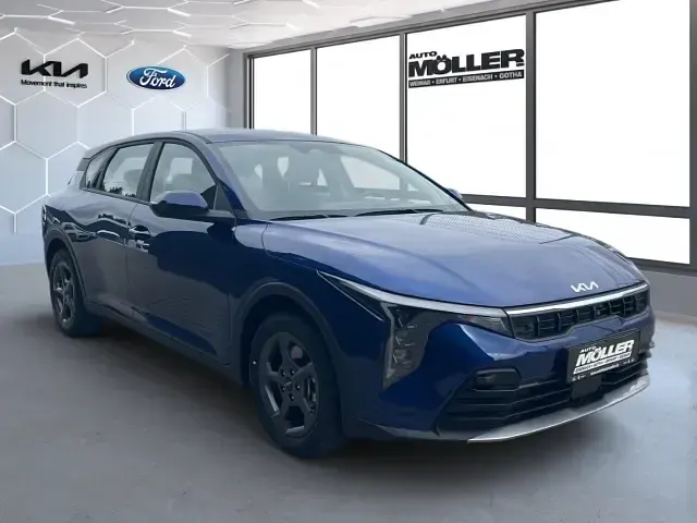 Neu Kia K4 Comfort 150 PS (110 kW) 2026 Blau Limousine