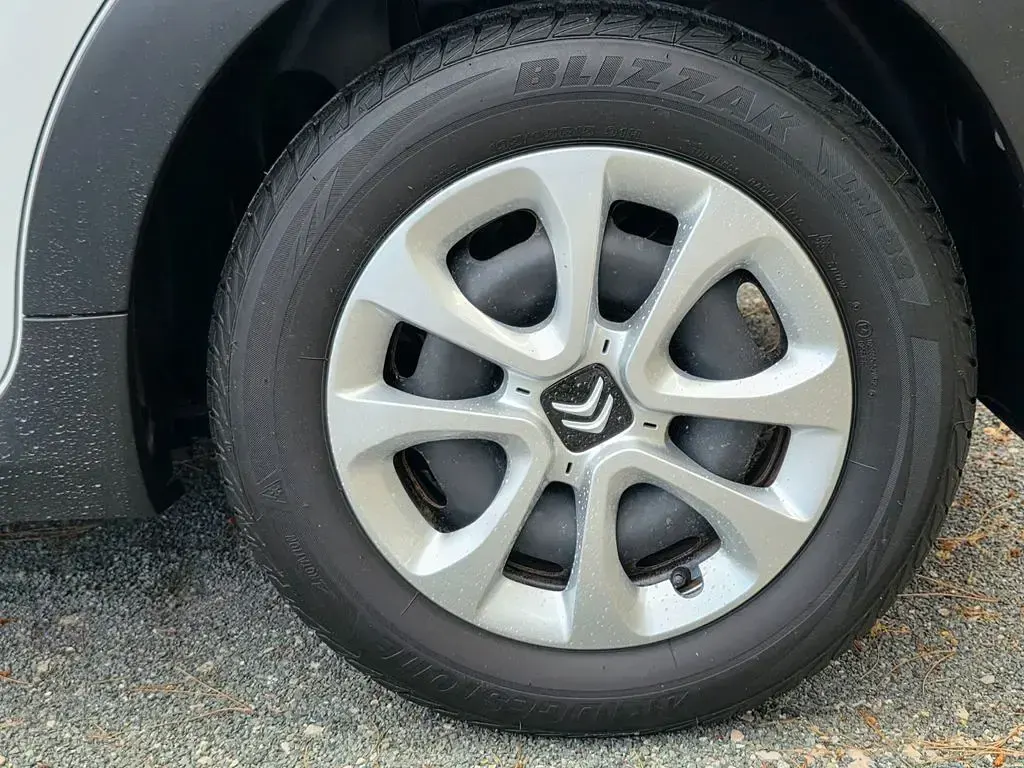 Gebraucht Citroën C3 Feel 82 PS (60 kW) 2017 Weiß Limousine