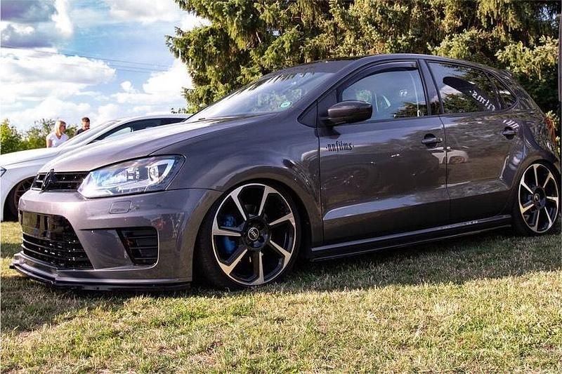 Gebraucht VW Polo R 105 PS (77 kW) 2014 Grau Kleinwagen