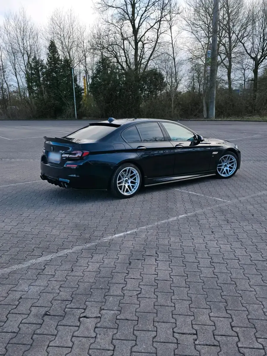 Gebraucht BMW 520 190 PS (139 kW) 2017 Schwarz Limousine