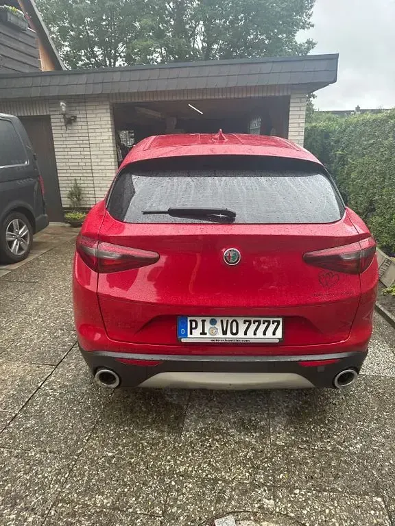 Gebraucht Alfa Romeo Stelvio Super 190 PS (139 kW) 2017 Rot SUV