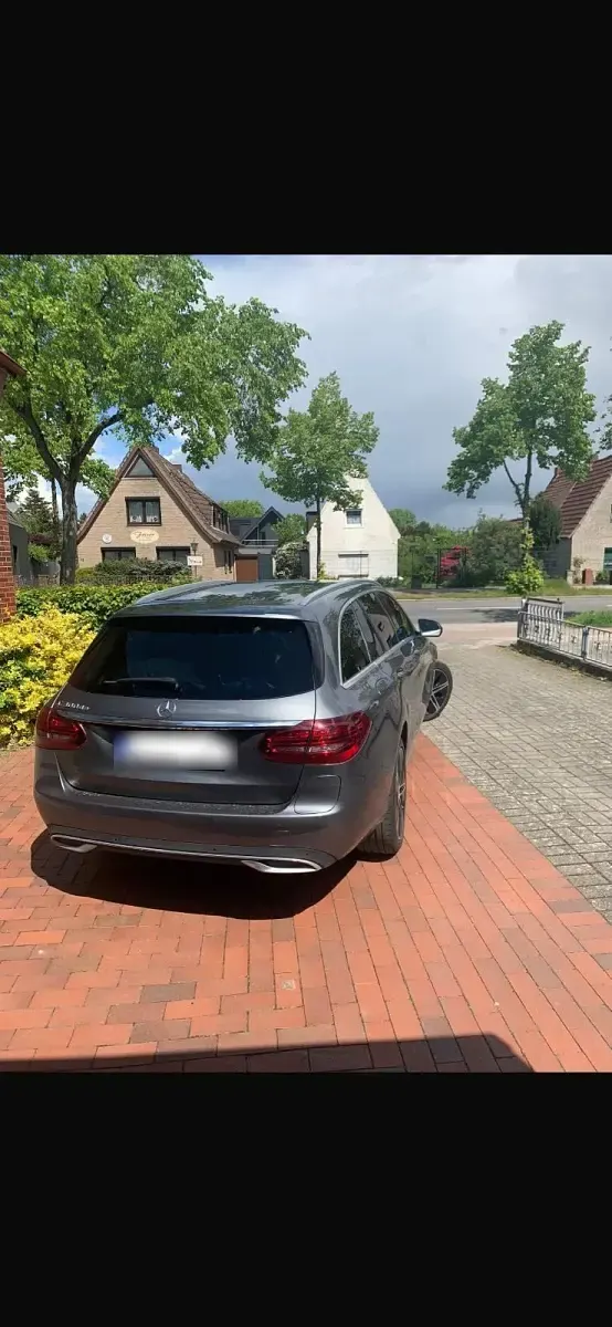 Gebraucht Mercedes C300 Exclusive 195 PS (143 kW) 2020 Andere farben Kombi