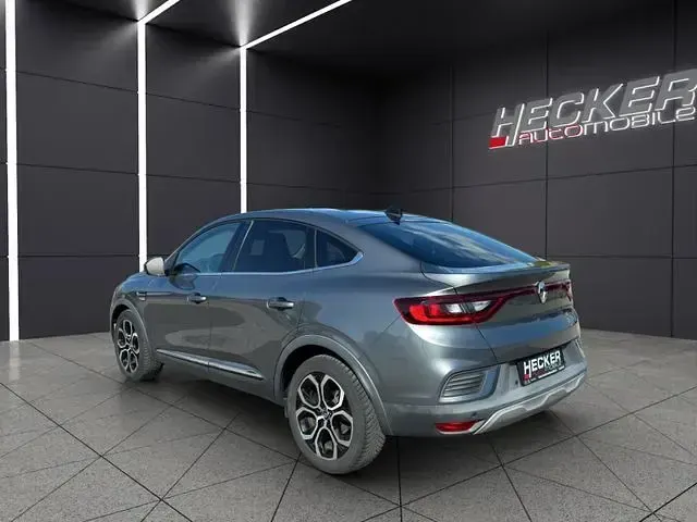 Gebraucht Renault Arkana Intens 145 PS (106 kW) 2022 Gray m SUV