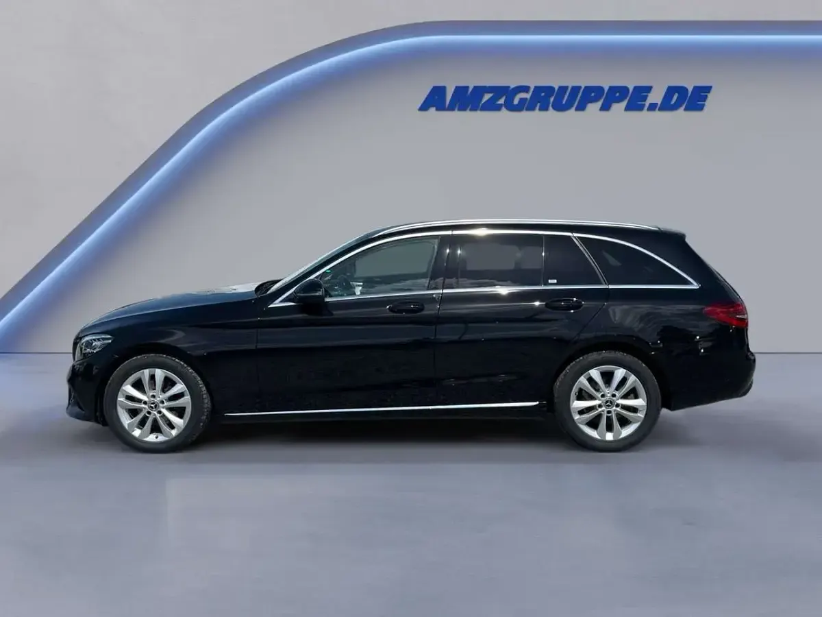 Gebraucht Mercedes C220 Avantgarde 194 PS (142 kW) 2019 Schwarz met Kombi